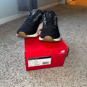 New Balance Fresh Form Arishi Womens Running Shoes